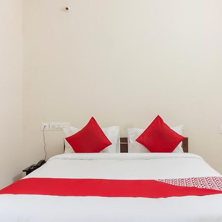 Hotel O Shannu Residency Secunderabad Bagian luar foto