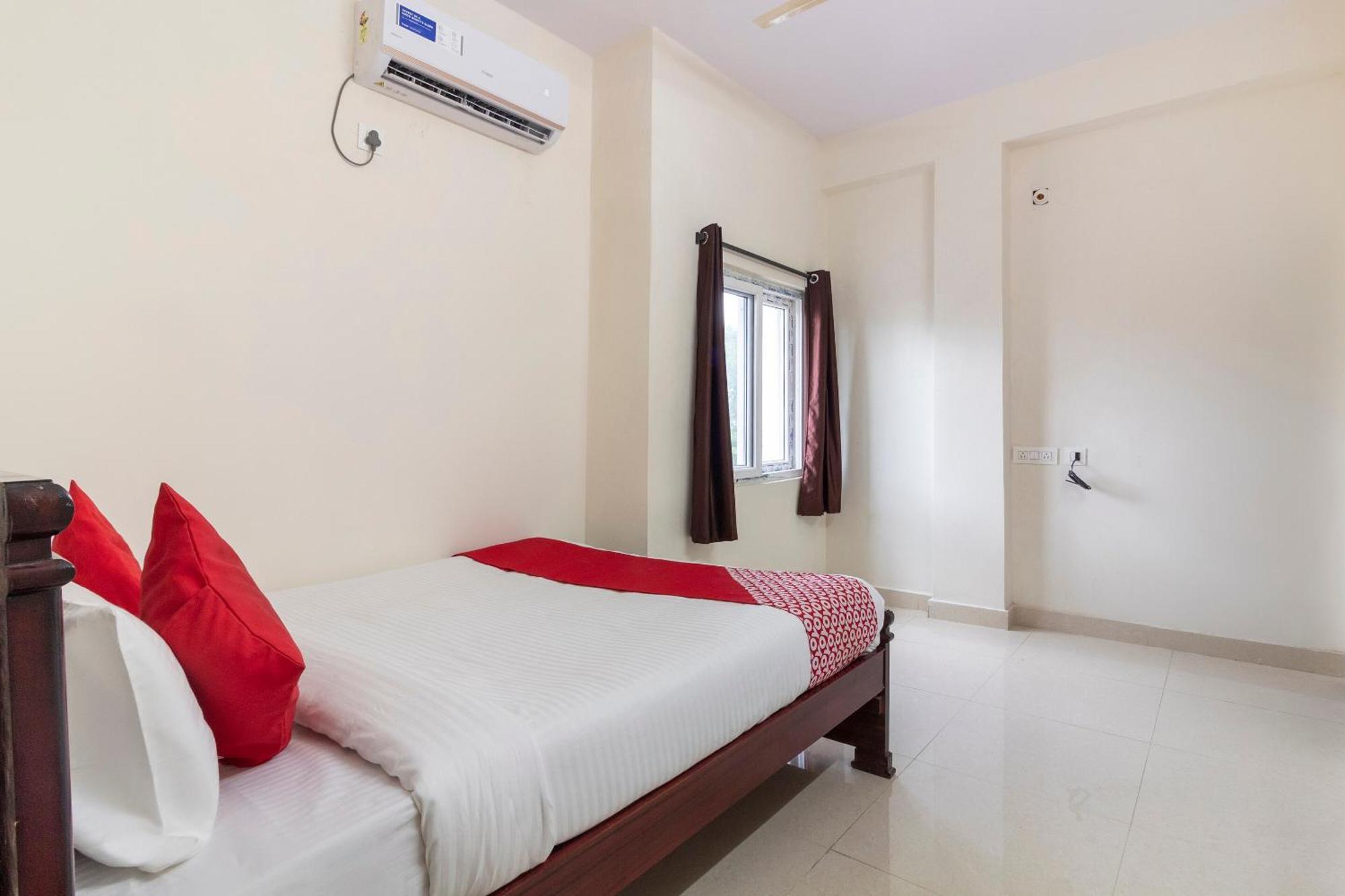 Hotel O Shannu Residency Secunderabad Bagian luar foto