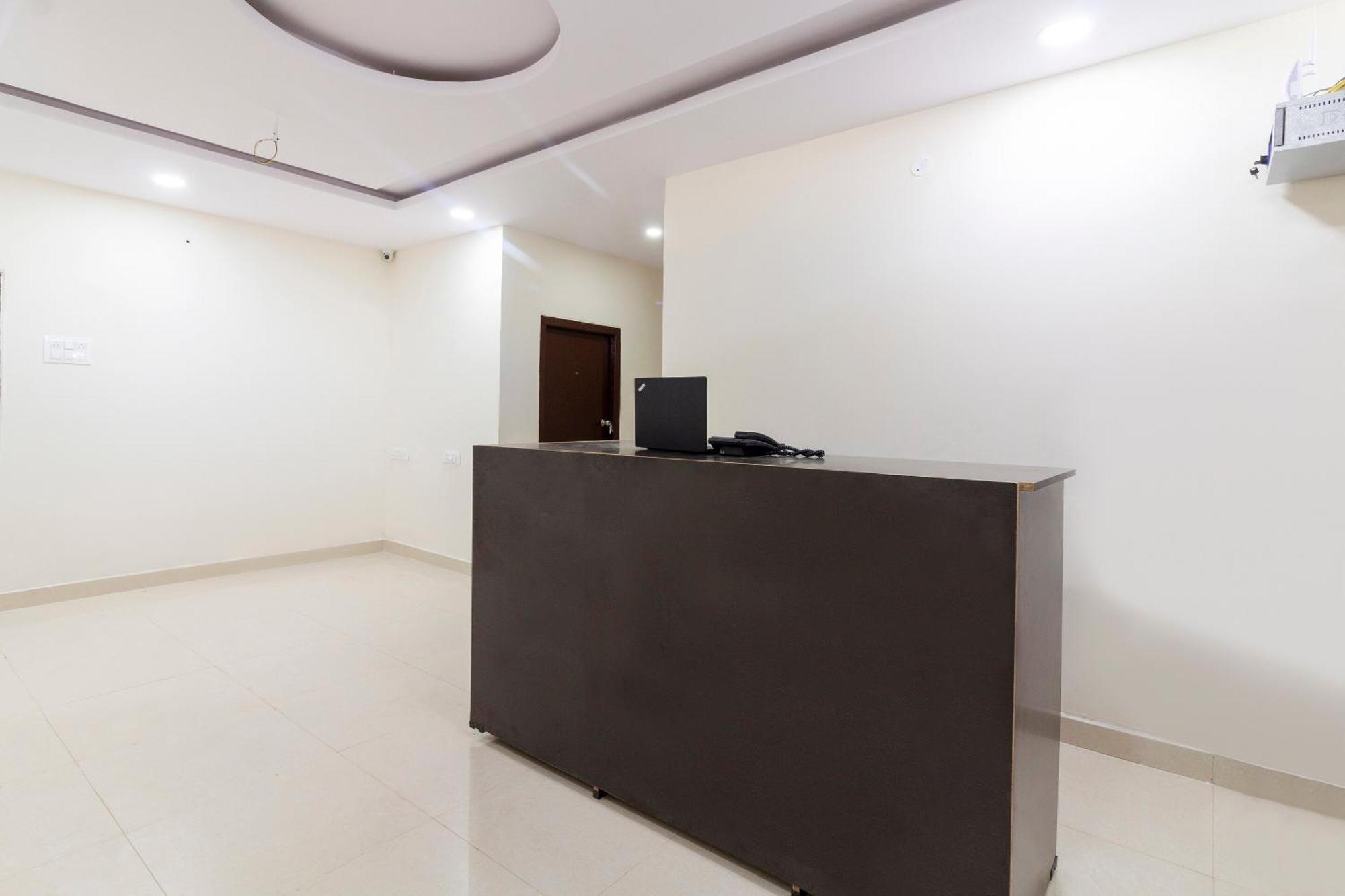 Hotel O Shannu Residency Secunderabad Bagian luar foto