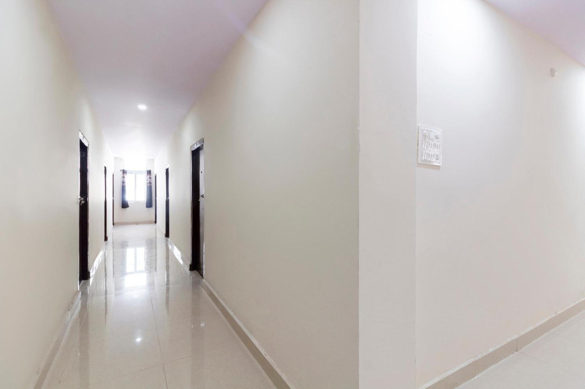 Hotel O Shannu Residency Secunderabad Bagian luar foto